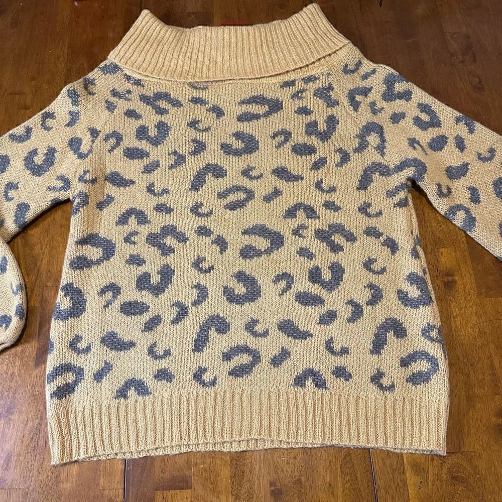 Easel Womens Yellow Tan Leopard Print Oversized Sweater Size Small